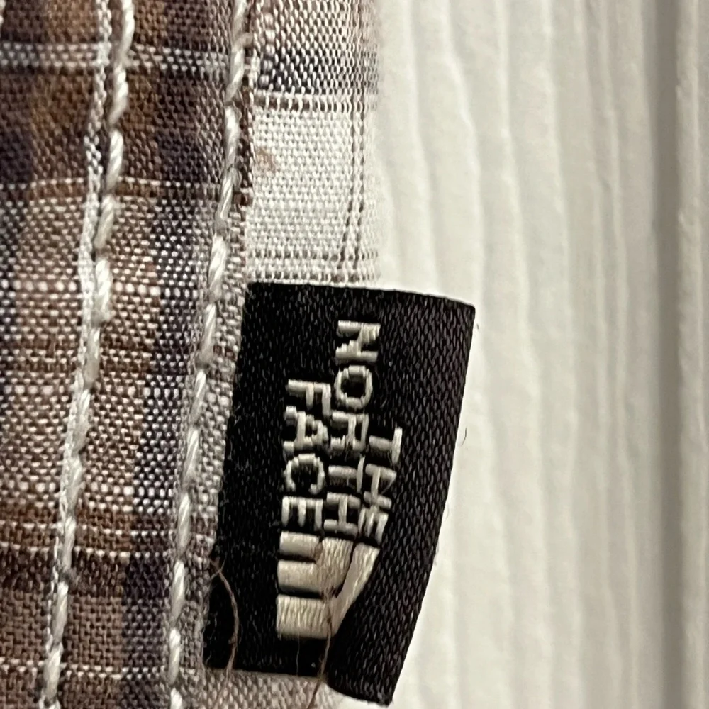 The North Face Men’s White & Brown Checkered Shirt Size Small